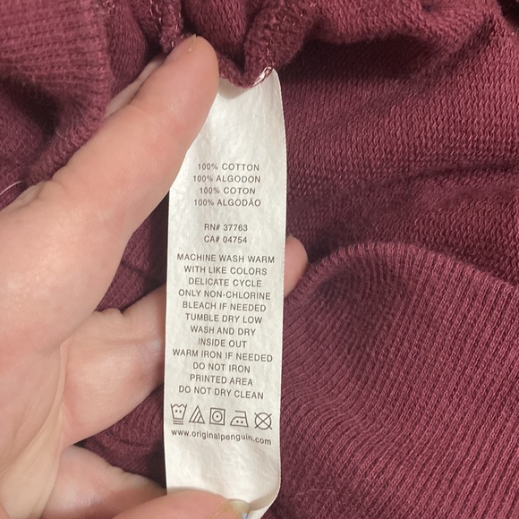 An Original Penguin Burgundy Graphic Hoodie Size XXL - Picture 10 of 10